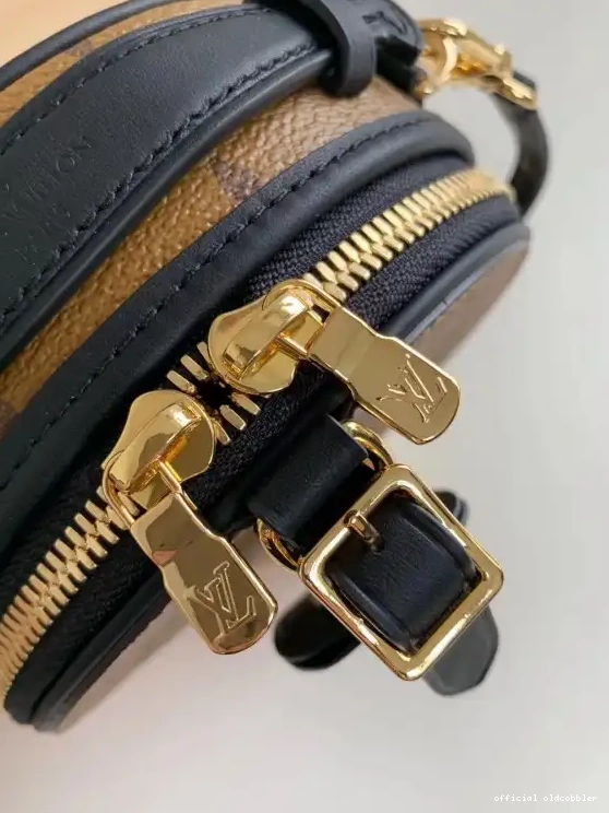 Official oldcobbler VUITTON MINI LOUIS BOITE CHAPEAU 0515